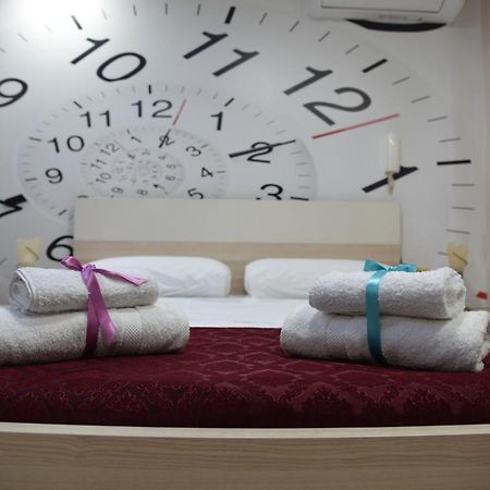 Alindro City Center Apartment Tirana Buitenkant foto
