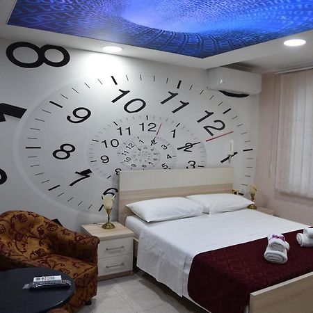 Alindro City Center Apartment Tirana Buitenkant foto