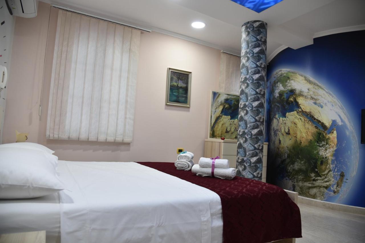 Alindro City Center Apartment Tirana Buitenkant foto